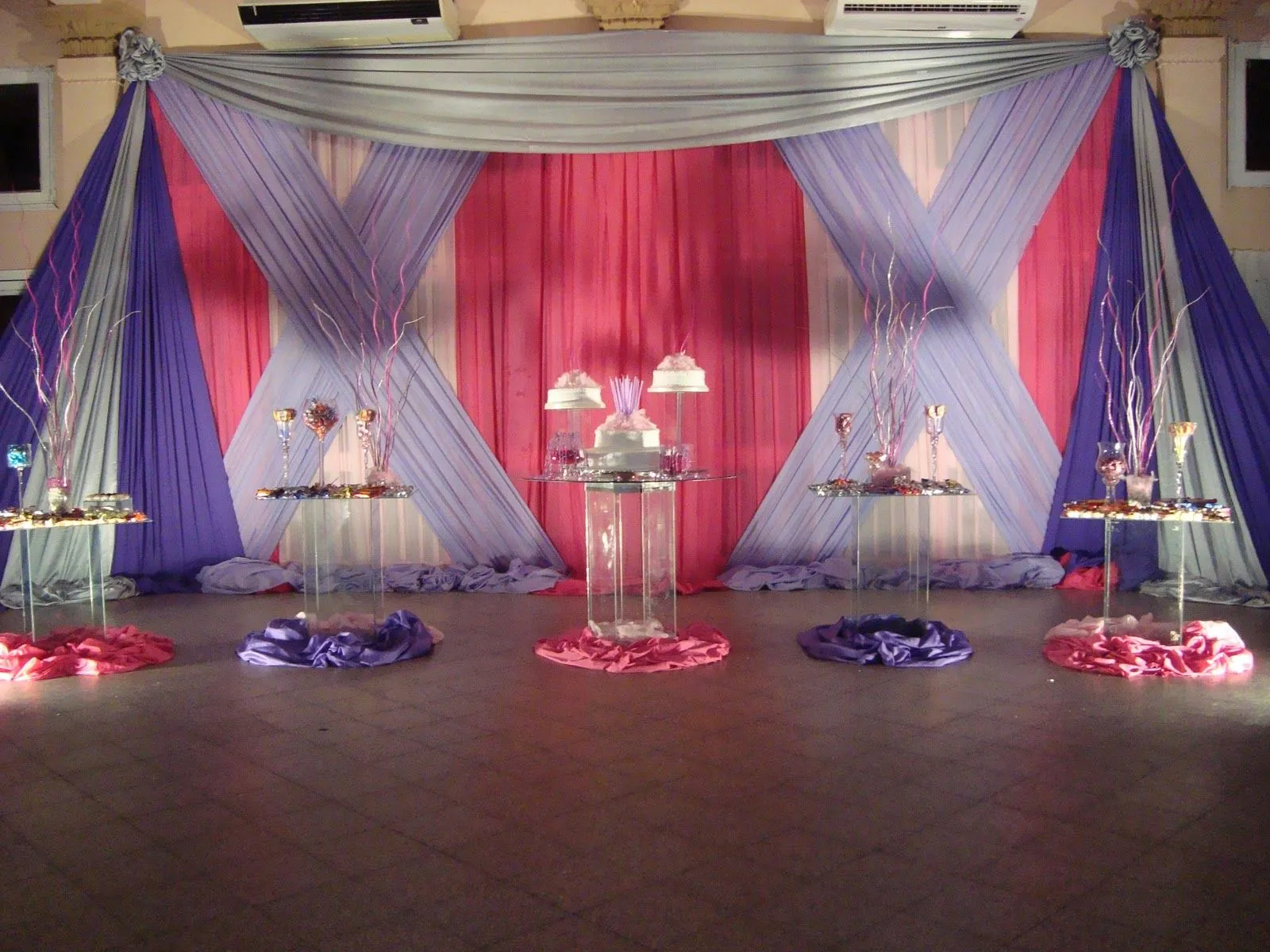 Viky Recepciones: Decoraciones de 15 Años