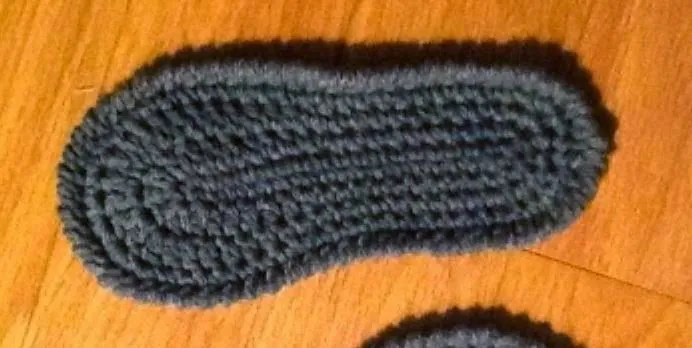 Vivre au crochet: Chaussons (pantouffles) - slippers faciles au ...