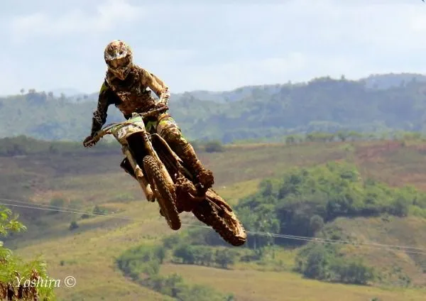 Volando sobre ruedas:Imagenes bacanas de Motocross en RD ...