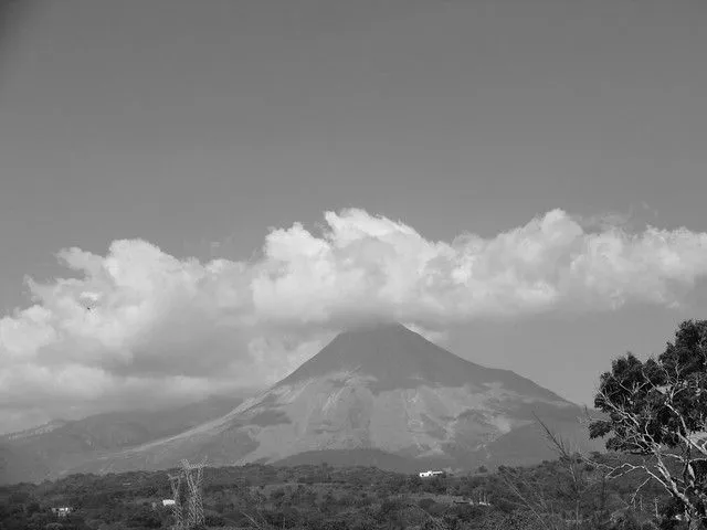 Volcán Para Colorear | Flickr - Photo Sharing!