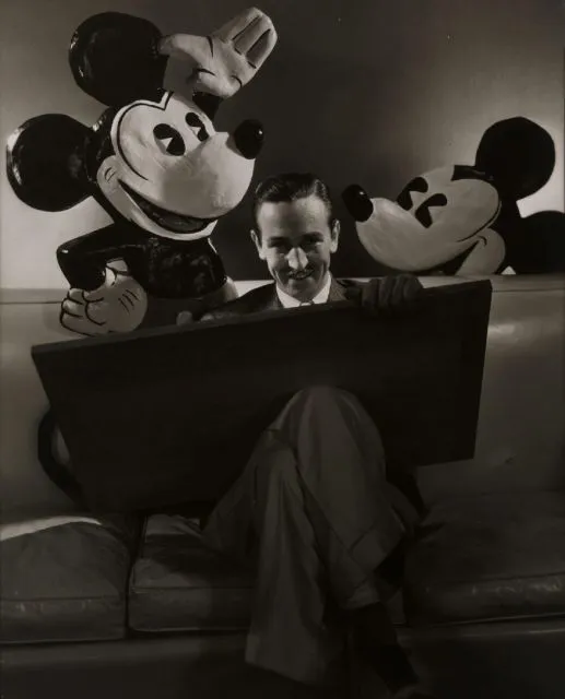 Walt Disney creador de Mickey Mouse en blanco y negro | Qué.