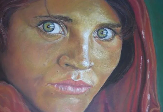 WOMAN PORTRAIT - "The Afghan girl" RETRATO "NIÑA AFGANA" NATIONAL ...