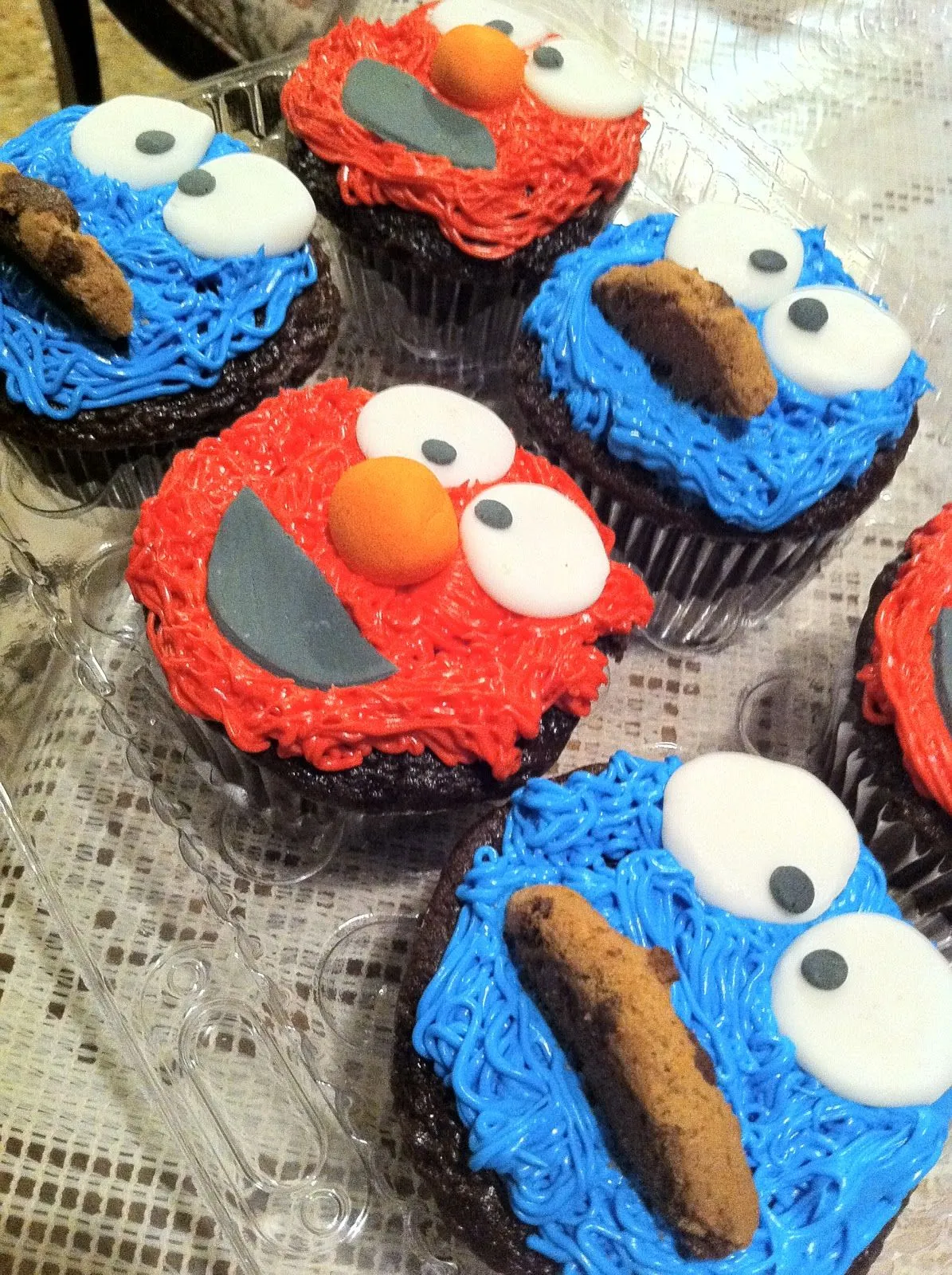 Woow!!: Elmo y Comegalletas!!