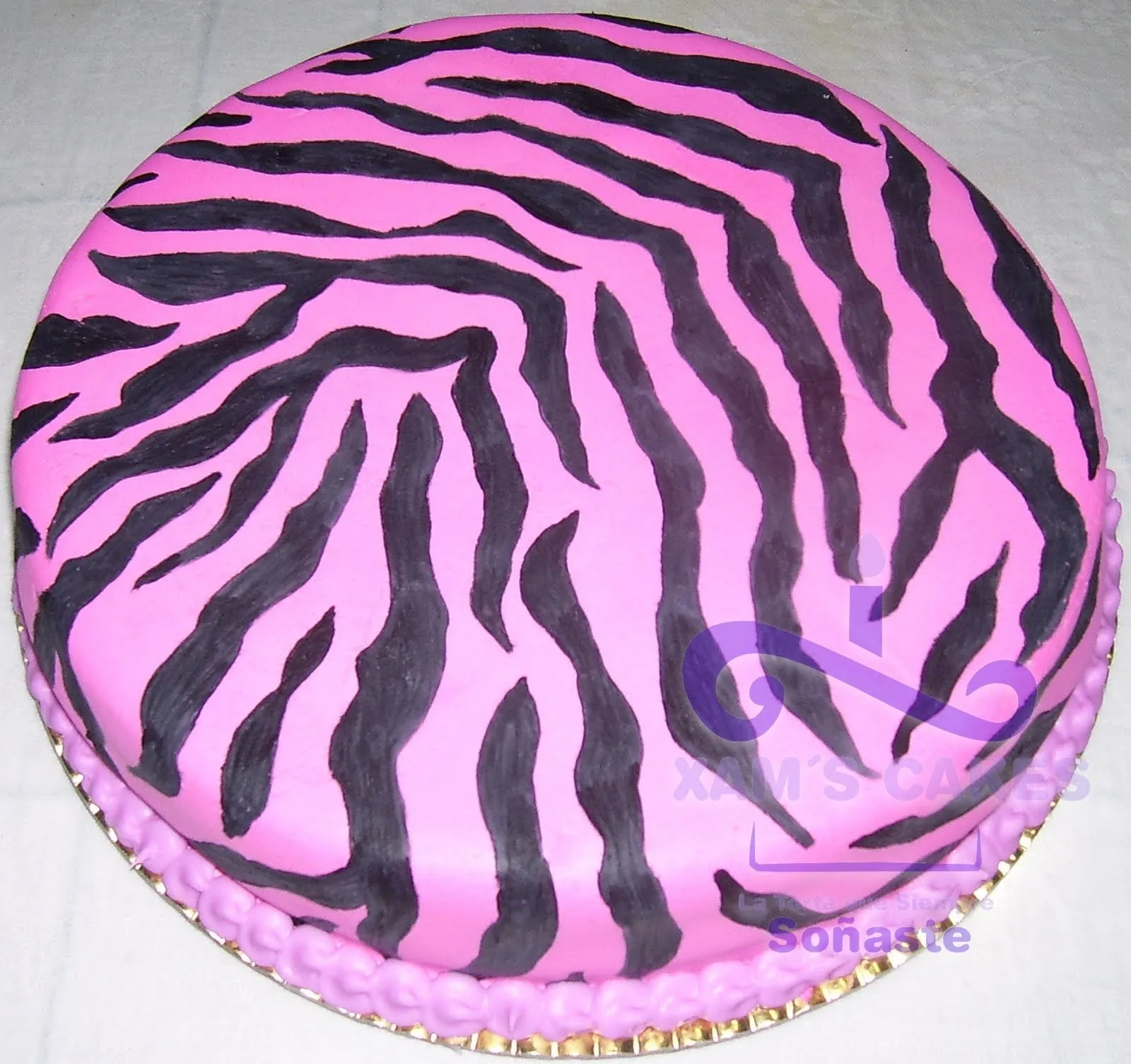 Xam's cakes: Animal print zebra