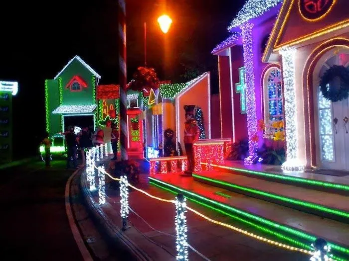 En Xclusiva: CNN califica al parque de luces Brillante Navidad ...