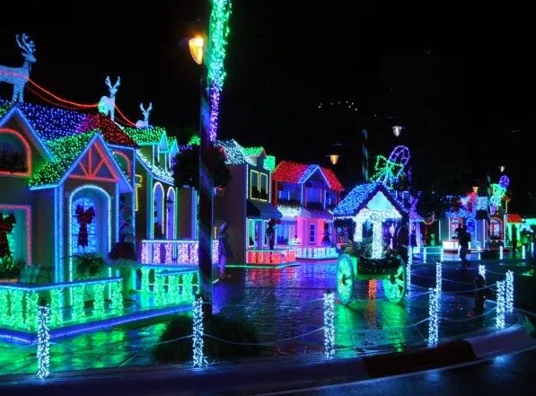 En Xclusiva: CNN califica al parque de luces Brillante Navidad ...