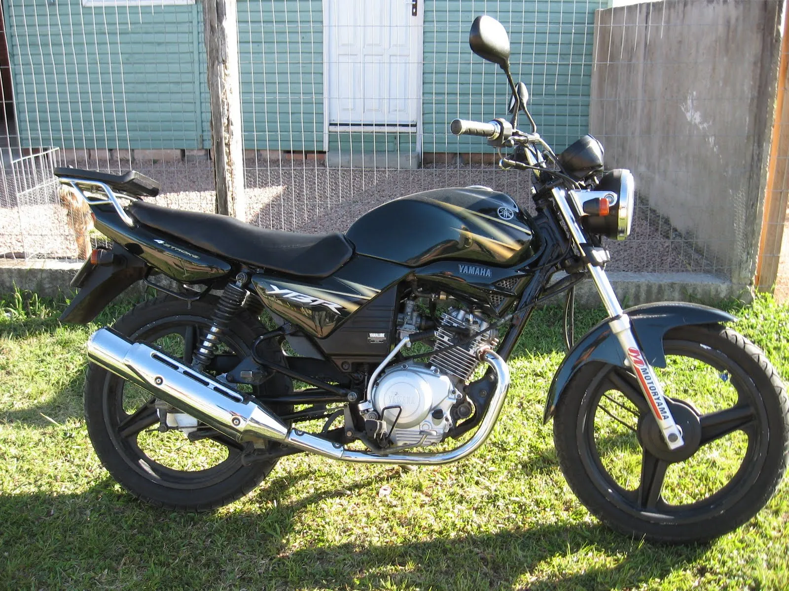 YAMAHA YBR 125