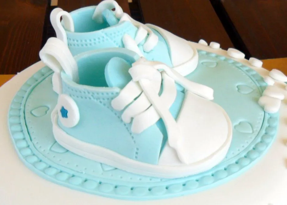 zapatitos para baby shower converse - Akileos