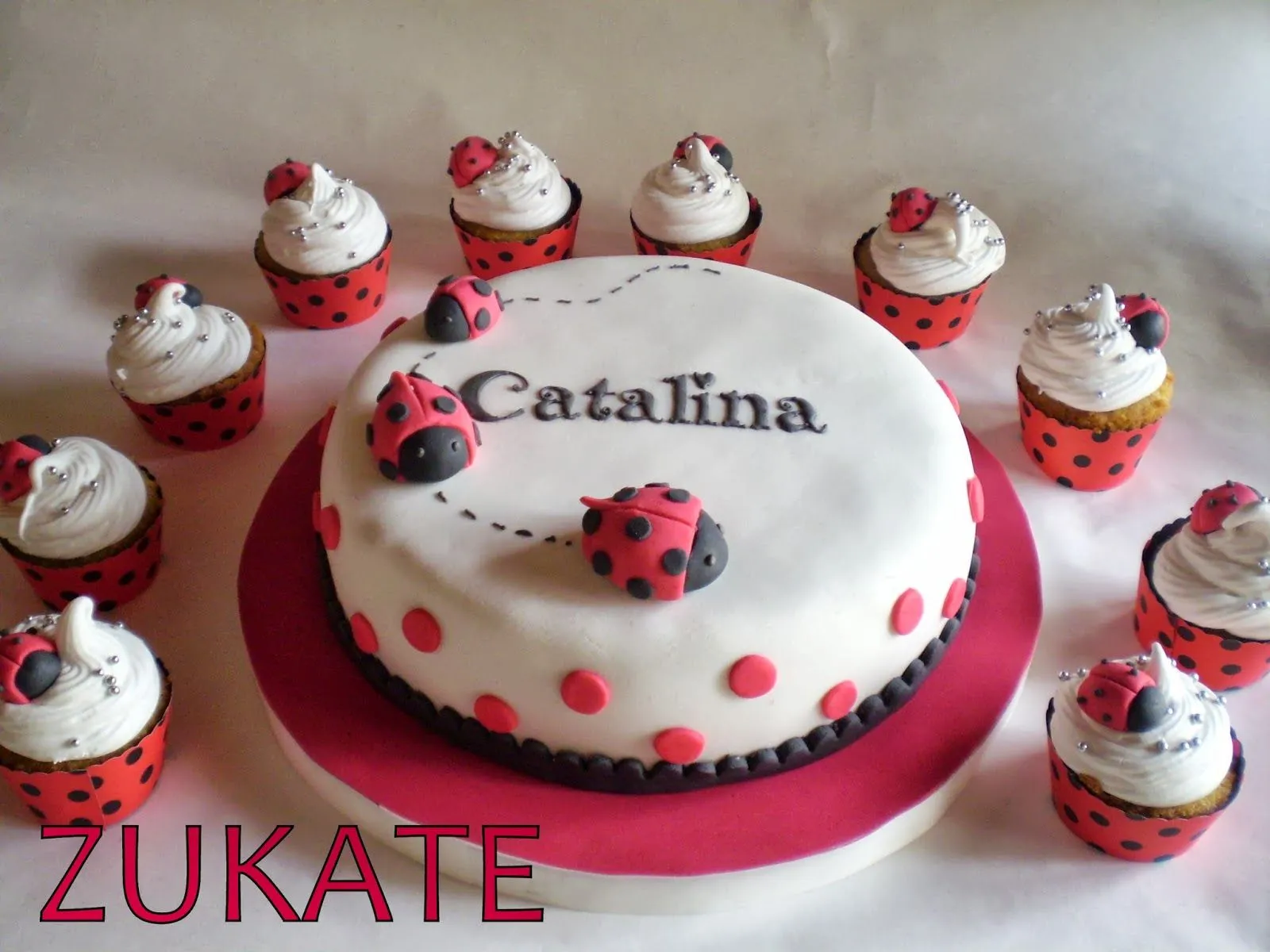 ZUKATE: BABY SHOWER, ESPERANDO A CATALINA