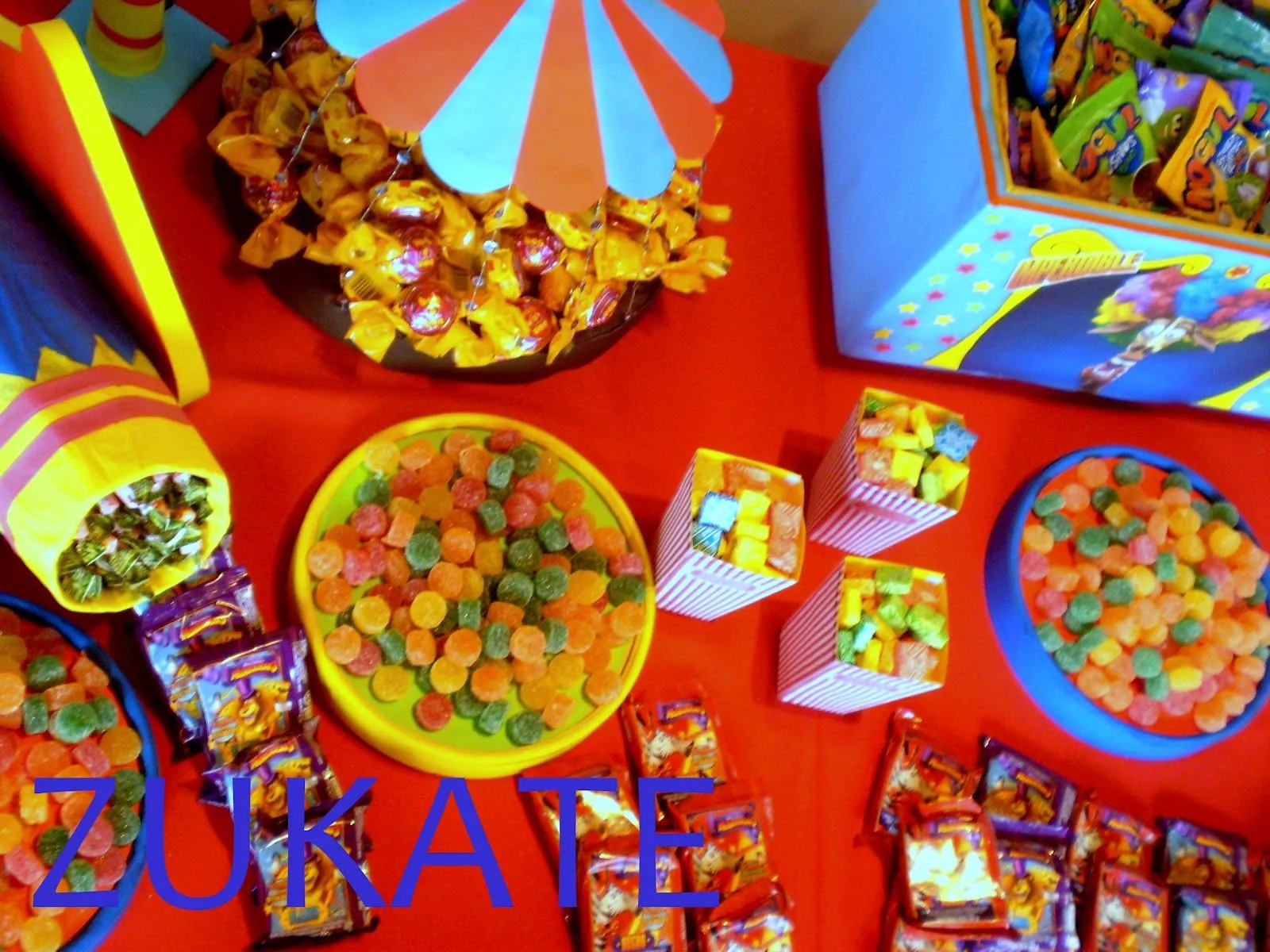 ZUKATE: CANDY BAR CIRCO -MADAGASCAR 3