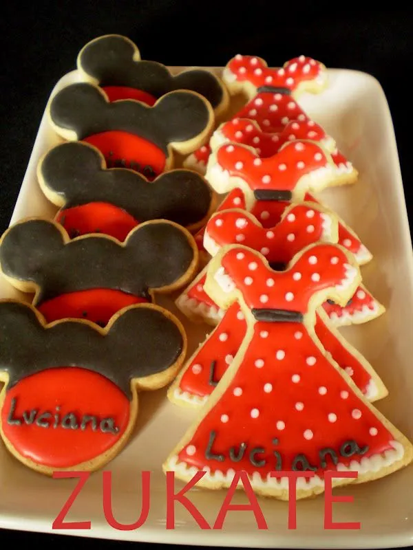 ZUKATE: FIESTA MINNIE MOUSE